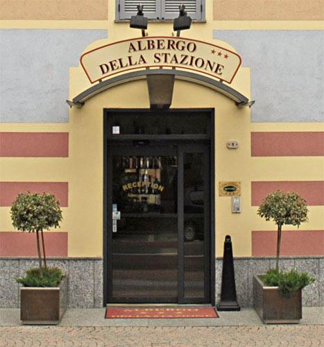 Albergo Della Stazione Кайро-Монтенотте Экстерьер фото